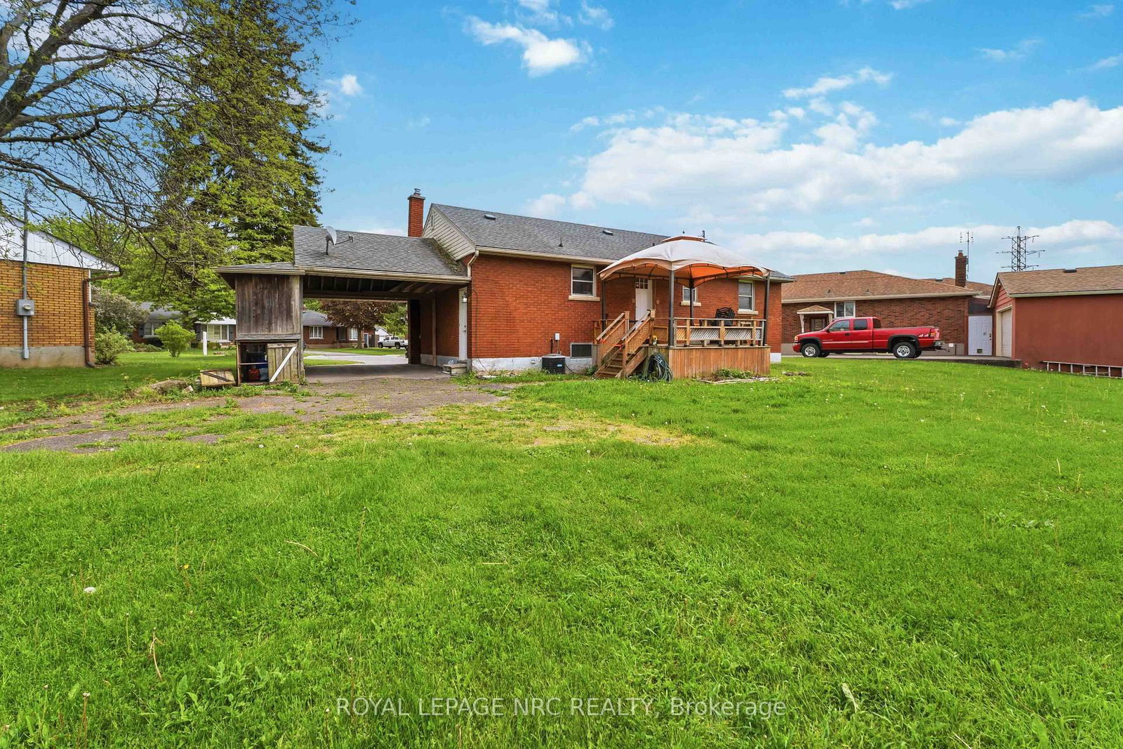 7101 Roger Crescent • Niagara Falls, ON photo 37