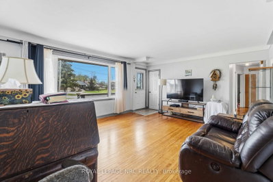 7101 Roger Crescent • Niagara Falls, ON photo 8