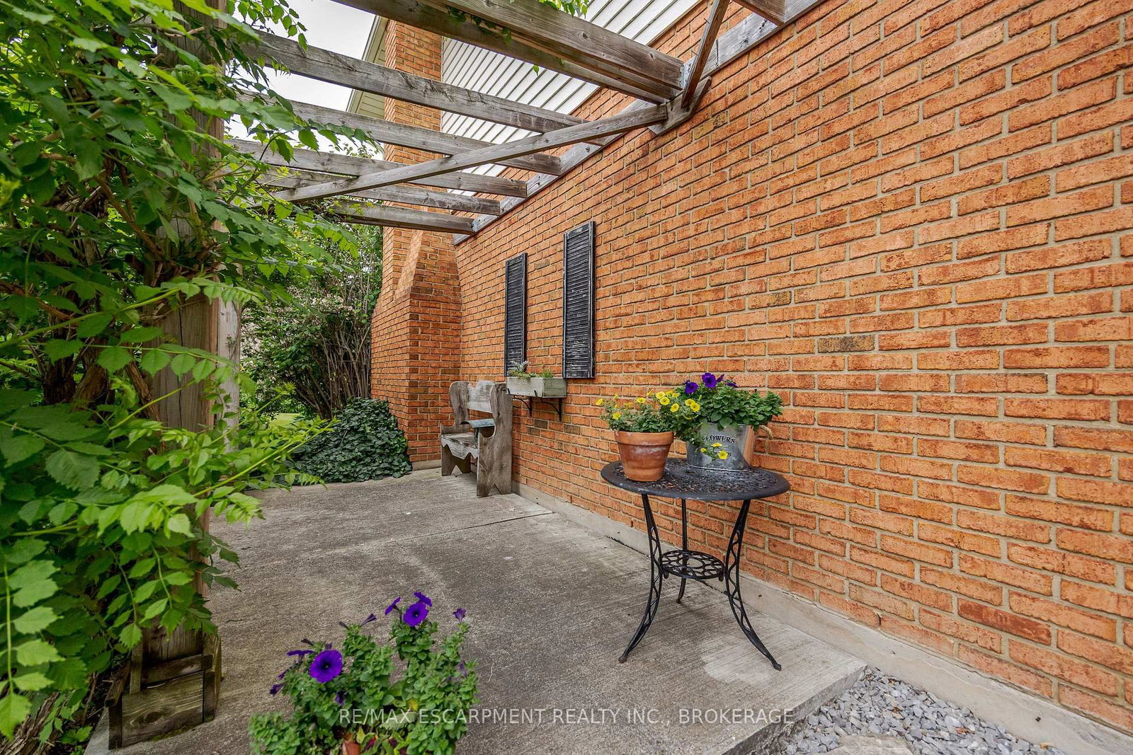 7543 Merritt Avenue • Niagara Falls, ON photo 29
