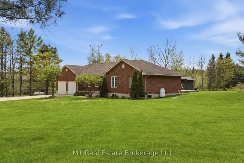 9632 Concession Rd 4 N