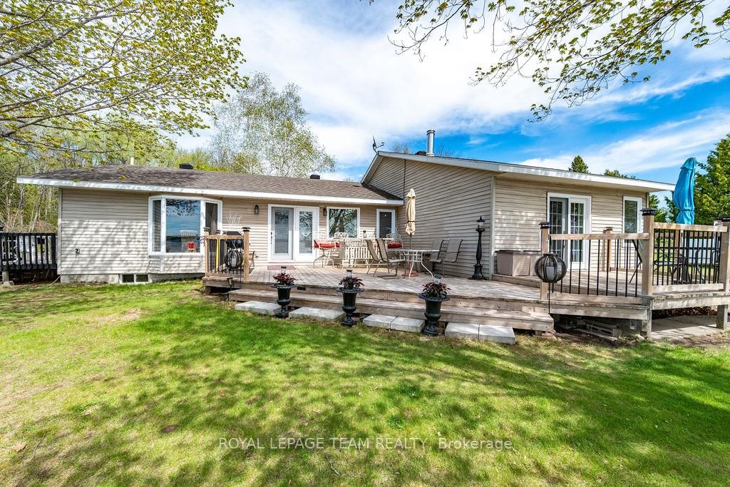 437 Island View Drive • Golden Lake, ON photo 16