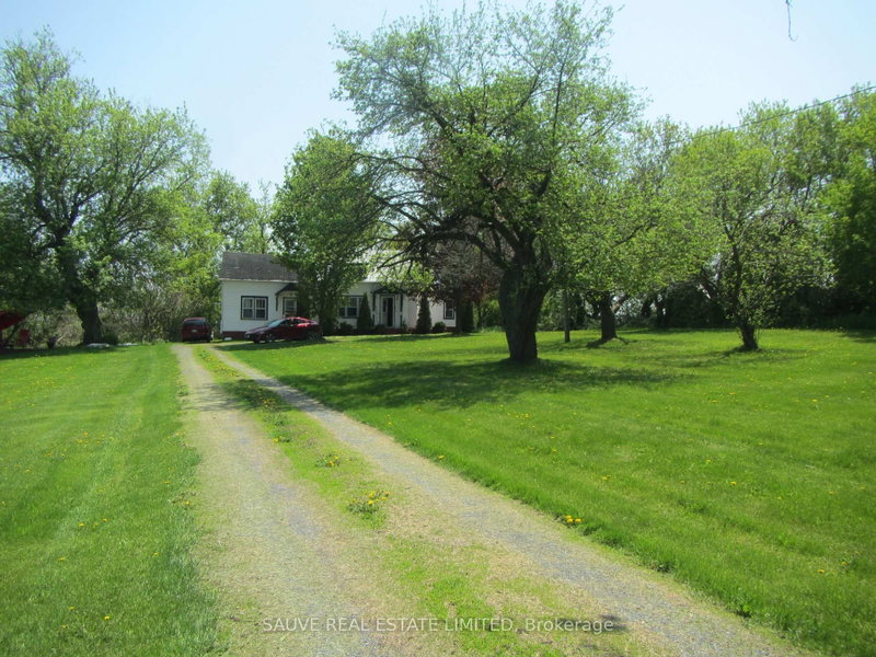 21196 concession 6 Road E