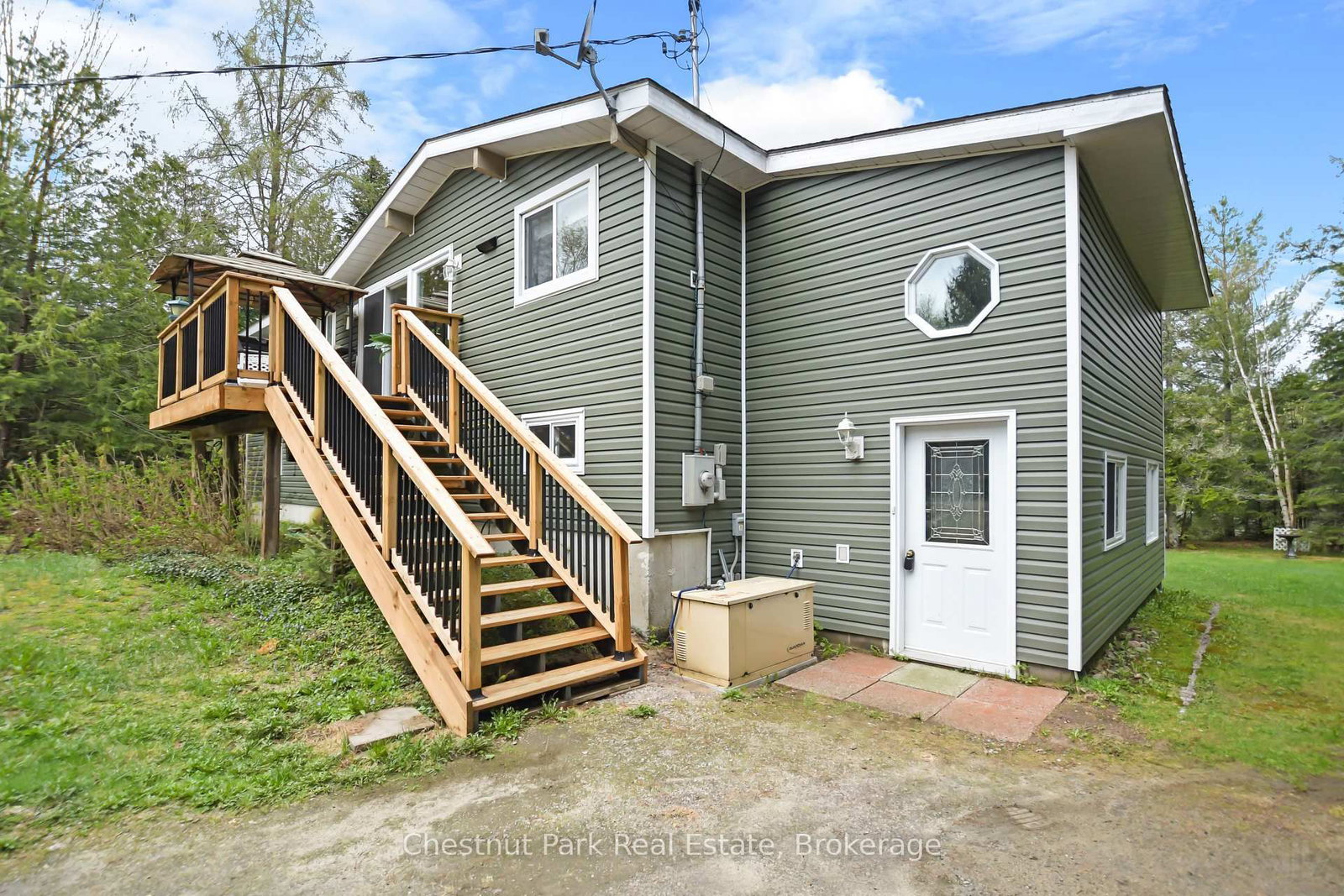 14 Lakeview Drive • Perry, ON photo 15