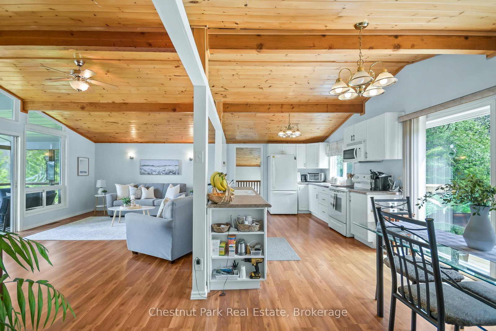 14 Lakeview Drive • Perry, ON photo 21