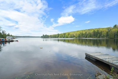 14 Lakeview Drive • Perry, ON photo 9