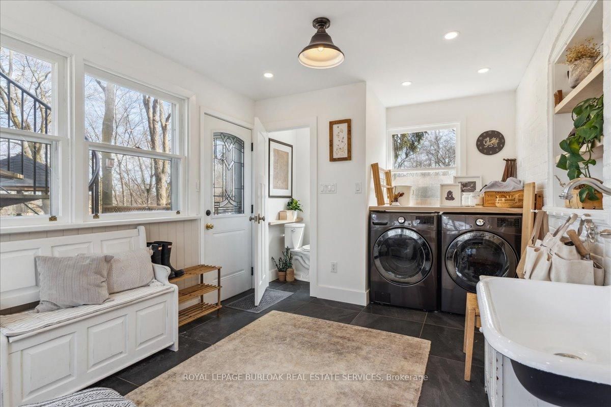 123 Main Street W • Grimsby, ON photo 17