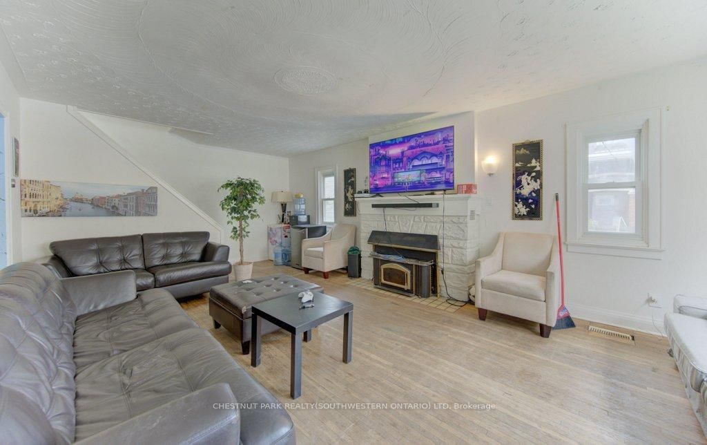 8 Marshall Street - Photo 7