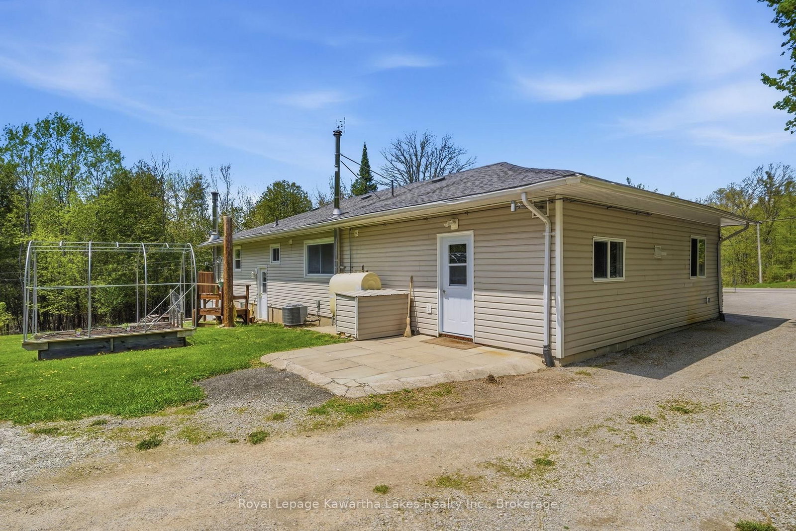2794 County Road 48 • Kawartha Lakes, ON photo 38