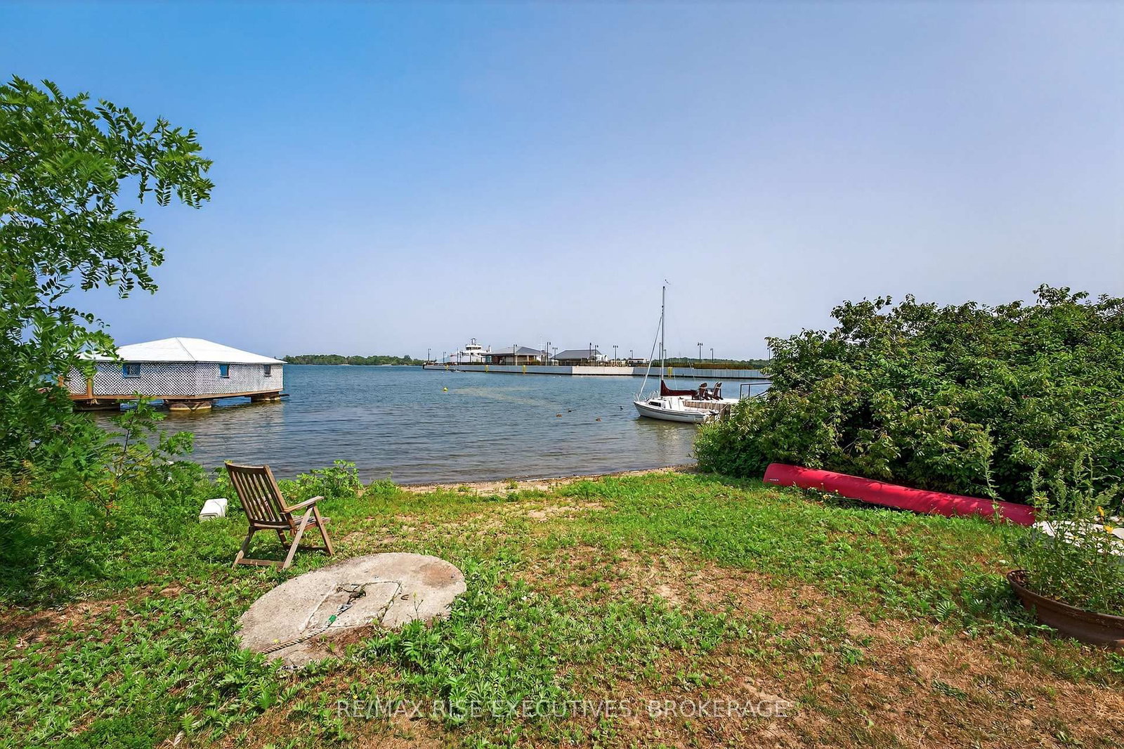 14 Highway 95 • Wolfe Island, ON photo 39