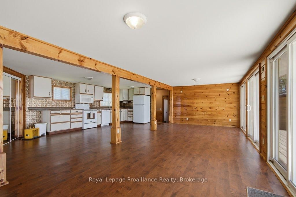 22579 Loyalist Parkway • Quinte West, ON photo 11