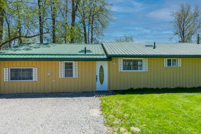 22579 Loyalist Parkway • Quinte West, ON photo 2