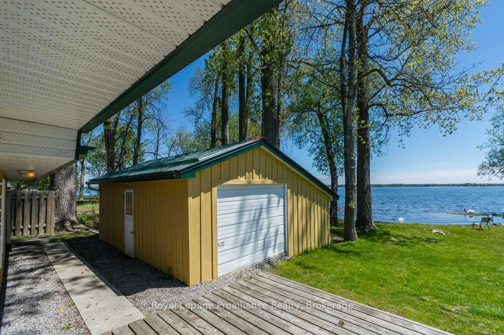 22579 Loyalist Parkway • Quinte West, ON photo 21