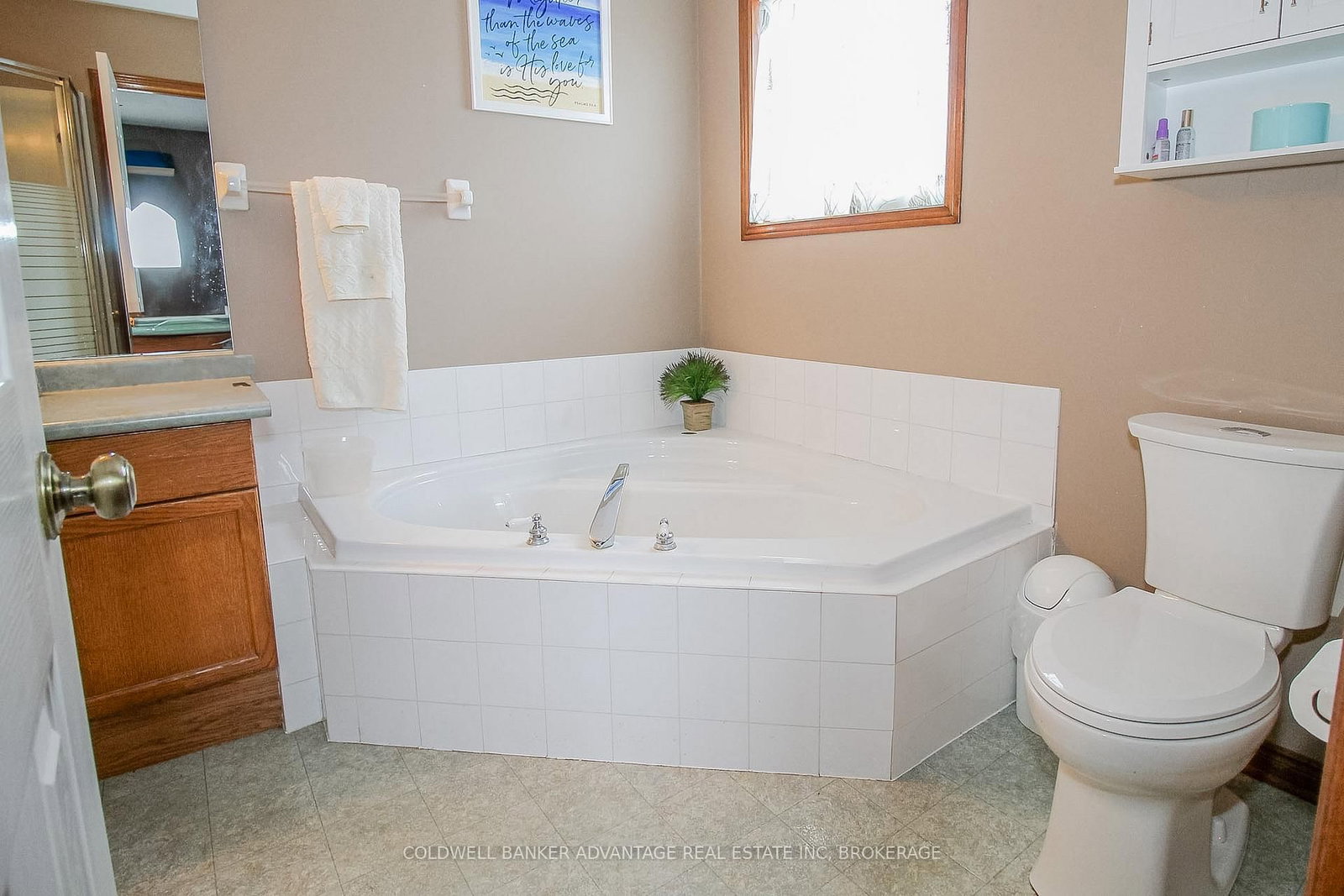 19 Windle Village Crescent • Thorold, ON photo 17