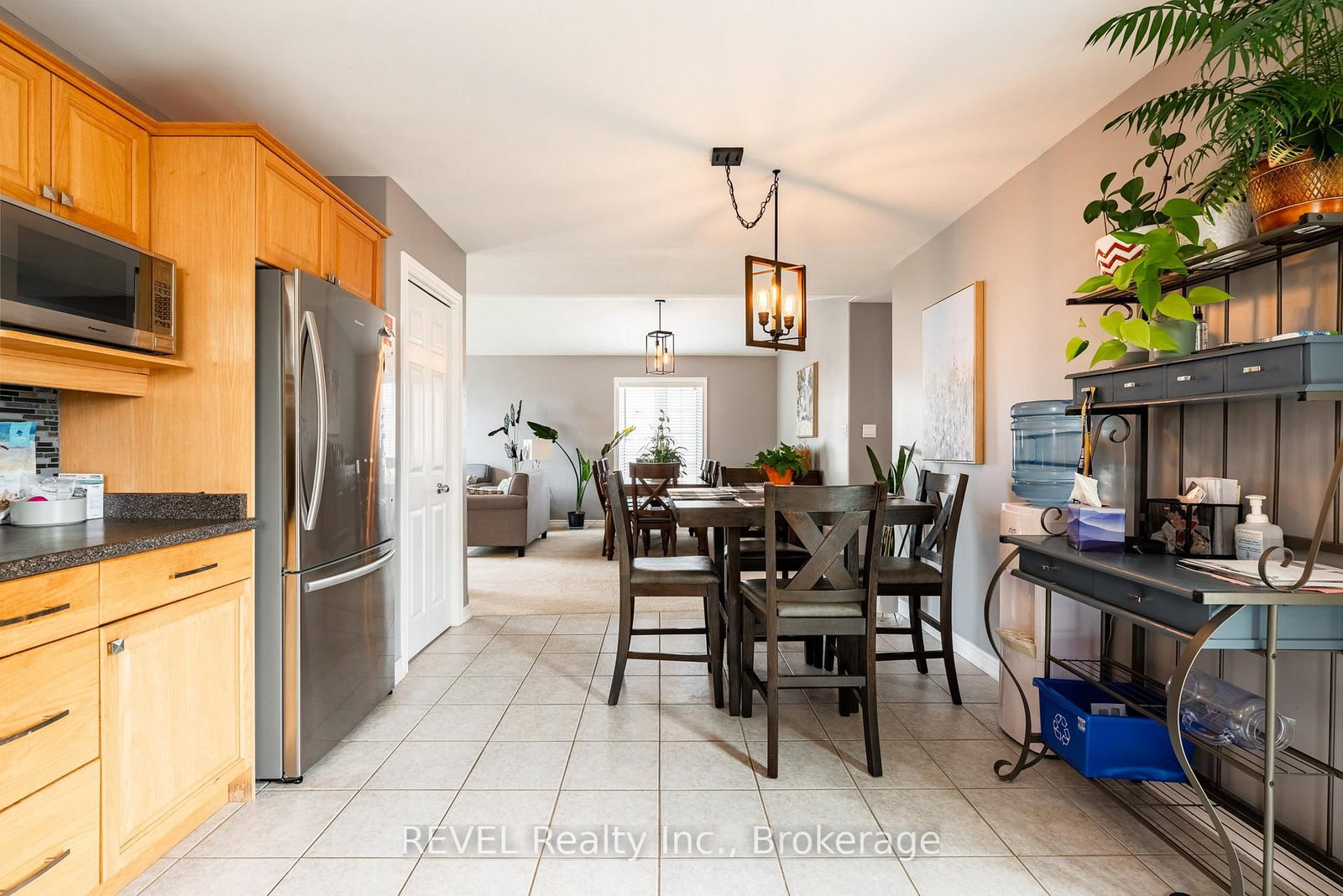 8368 Racey Avenue • Niagara Falls, ON photo 12