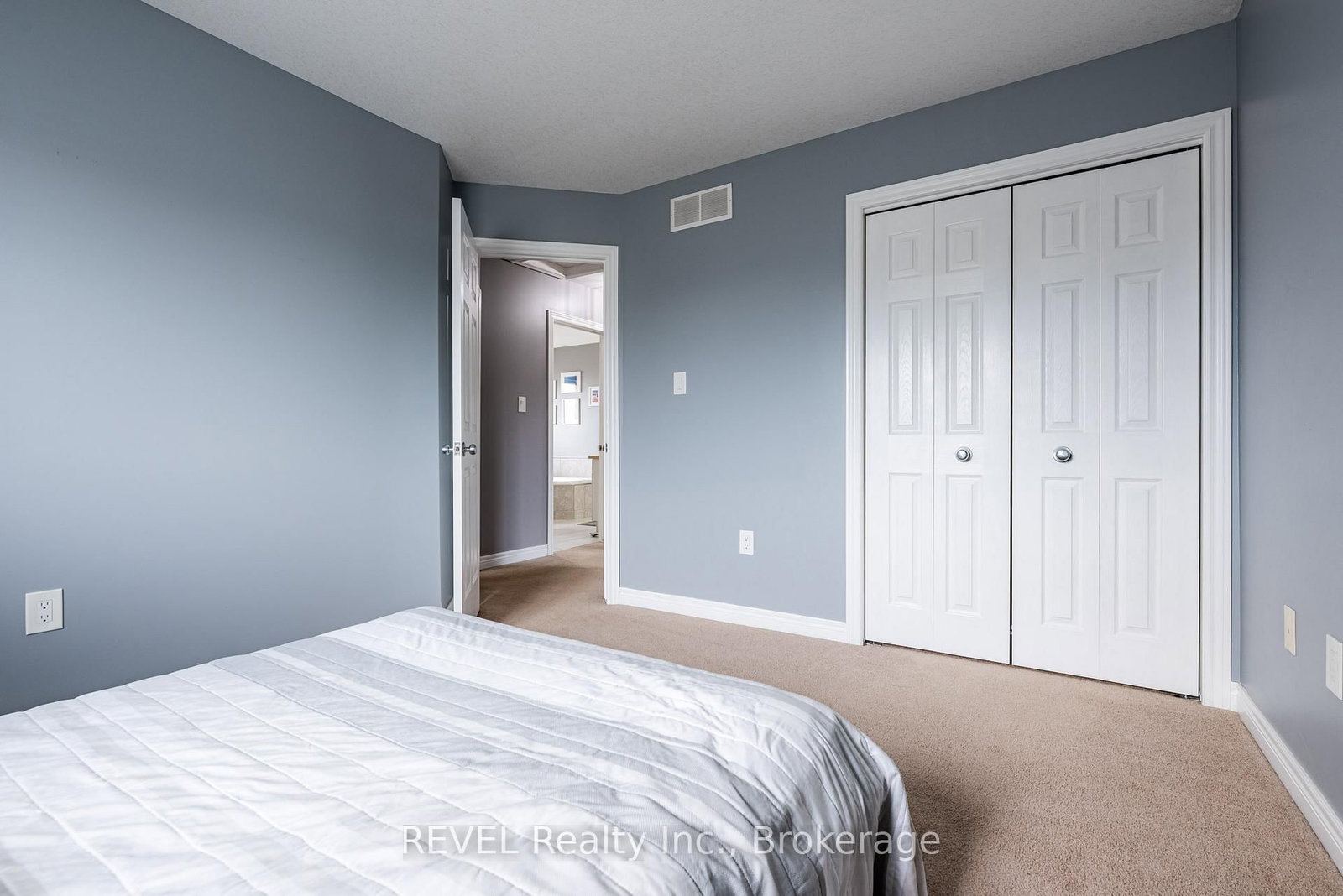 8368 Racey Avenue • Niagara Falls, ON photo 15