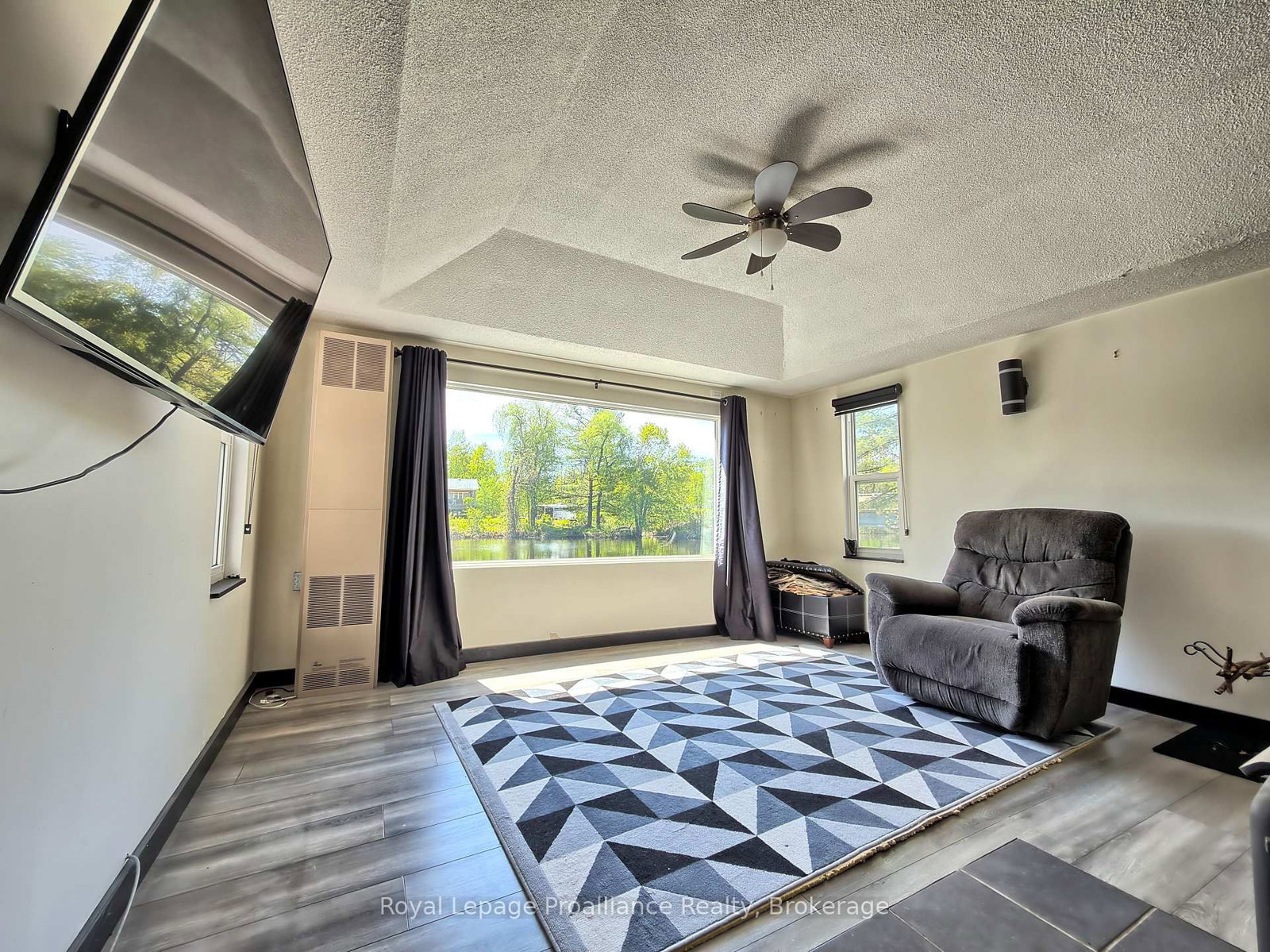 562 Cordova Road • Limoges, ON photo 13