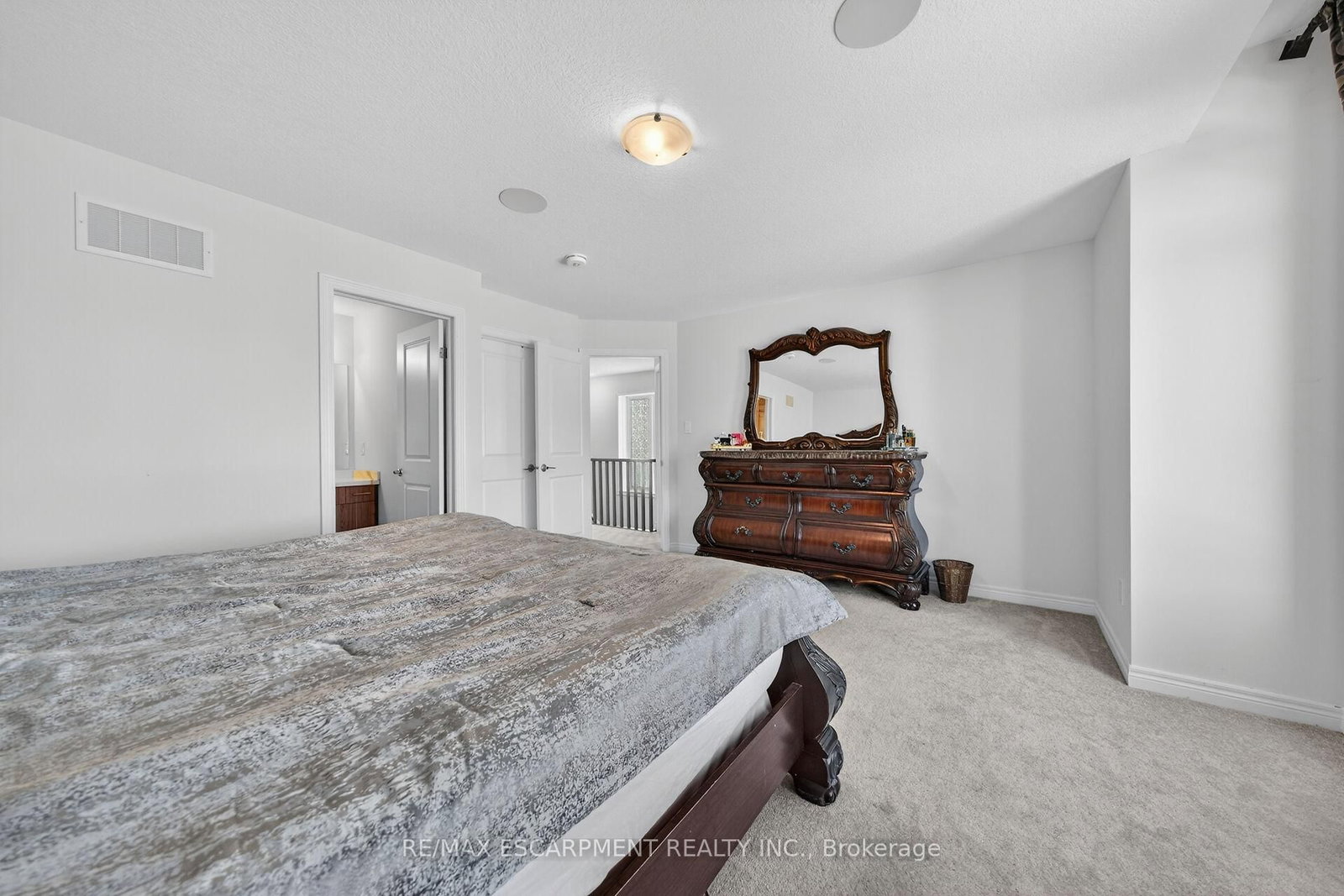 71 Foothills Lane • Hamilton, ON photo 28