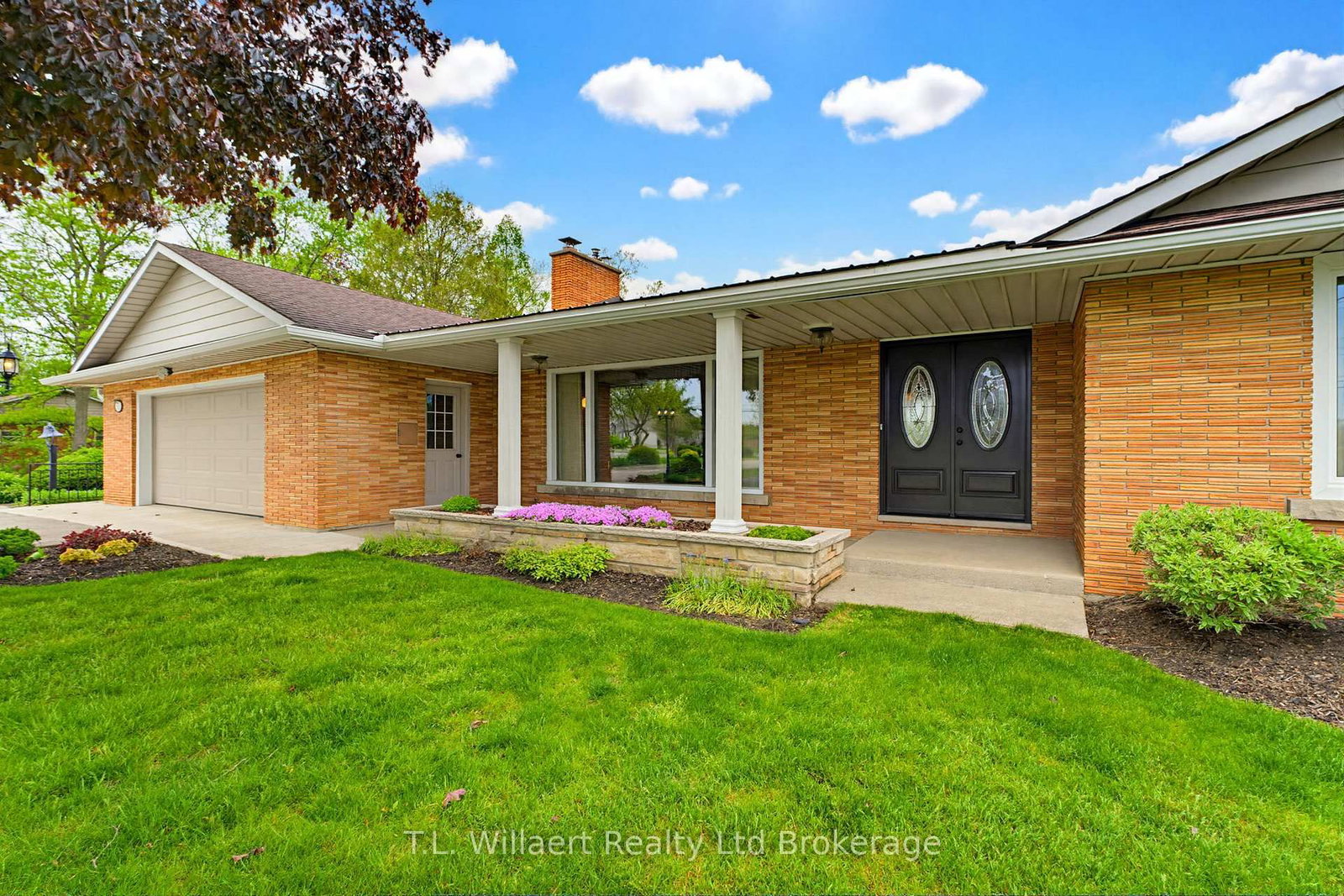 70 Albert Street • Norfolk, ON photo 3