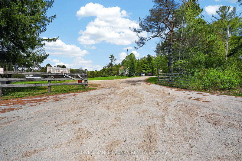 1043 Kirk Line East