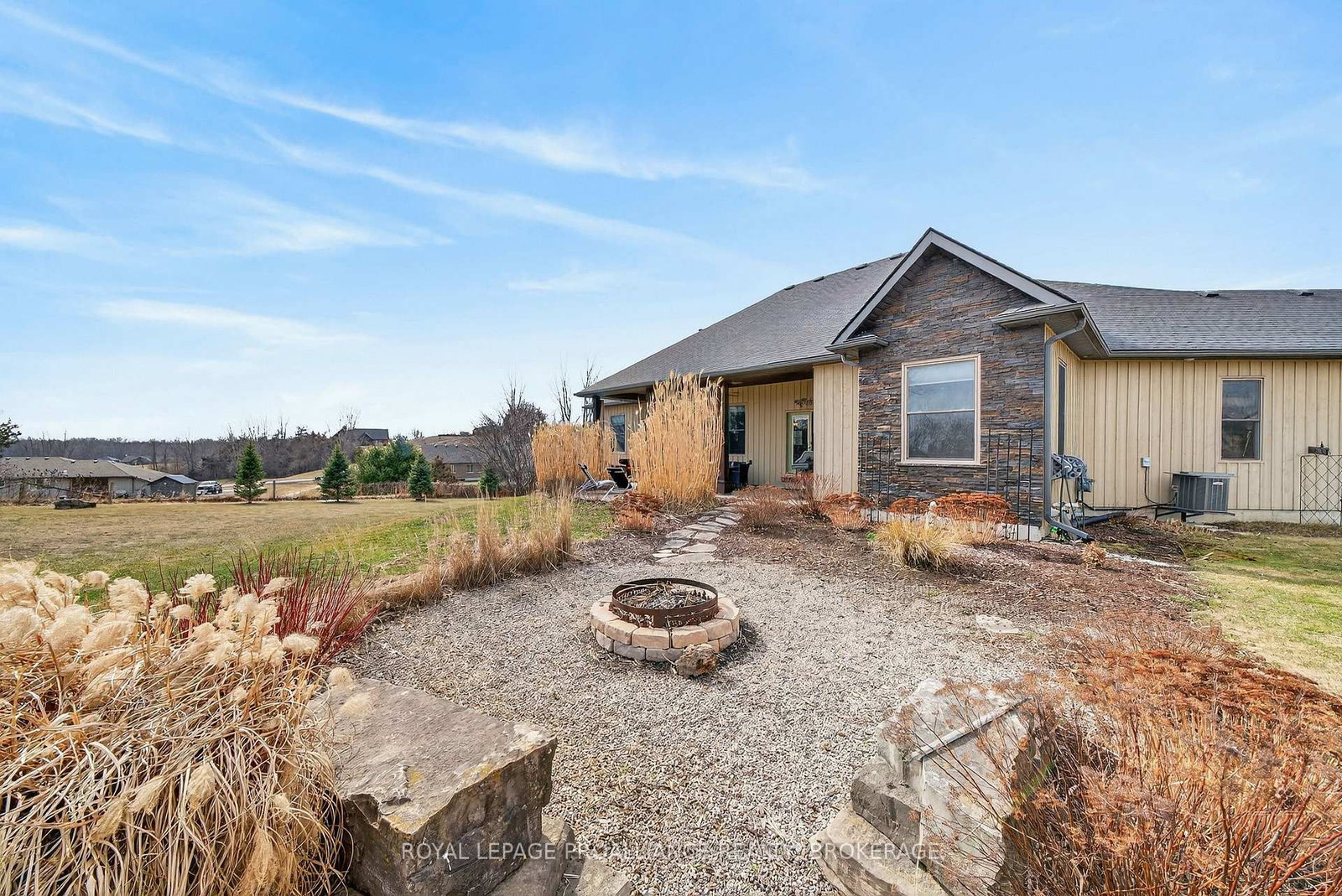 89 Gentlebreeze Drive • Belleville, ON photo 40