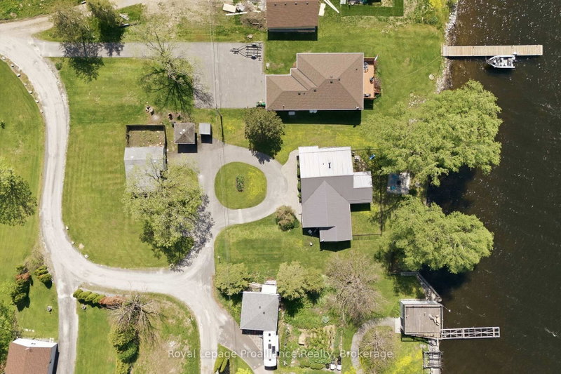 33 Peats Point Lane