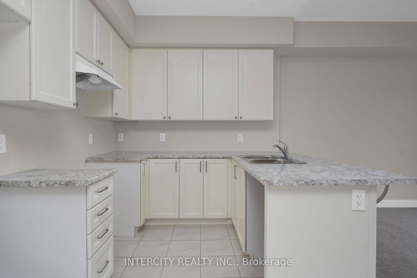 102 Walden Drive • #Blk 7 Unit 2 • Shelburne, ON photo 10