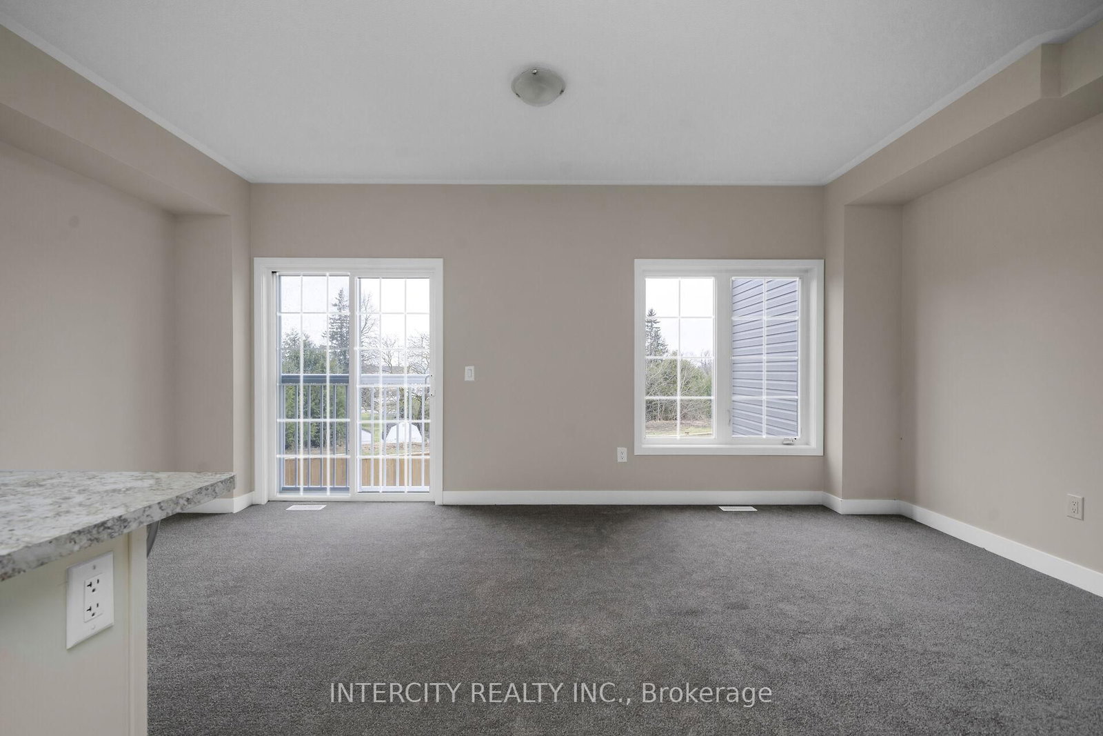 102 Walden Drive • #Blk 7 Unit 2 • Shelburne, ON photo 12