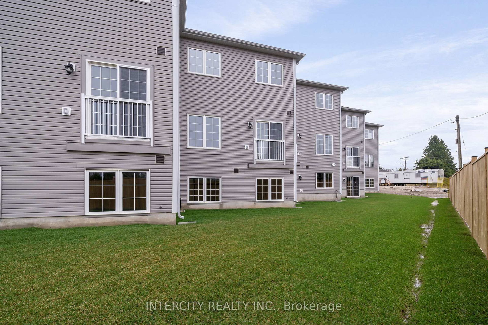 102 Walden Drive • #Blk 7 Unit 2 • Shelburne, ON photo 29