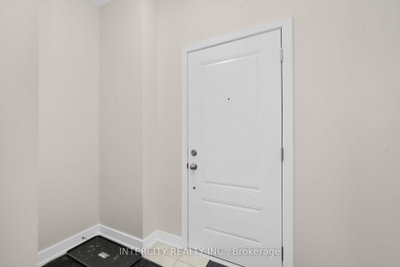 102 Walden Drive • #Blk 7 Unit 2 • Shelburne, ON photo 3