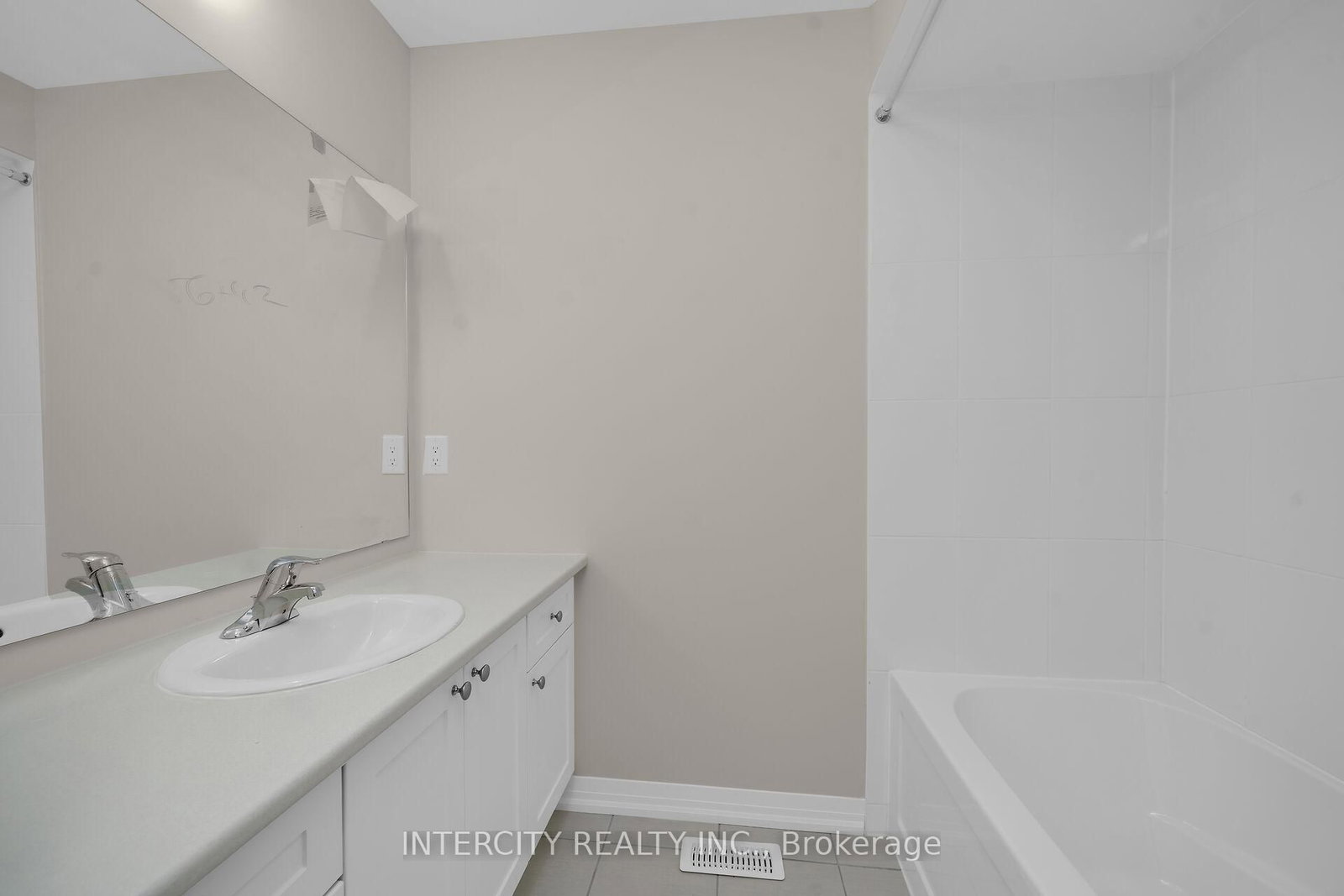 118 Gordon Street • #Blk 7 Unit 4 • Shelburne, ON photo 25
