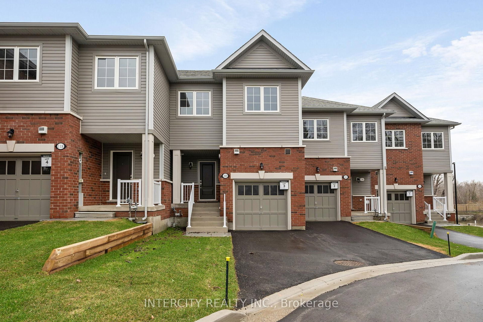 100 Walden Drive • #Blk 7 Unit 3 • Shelburne, ON photo 1
