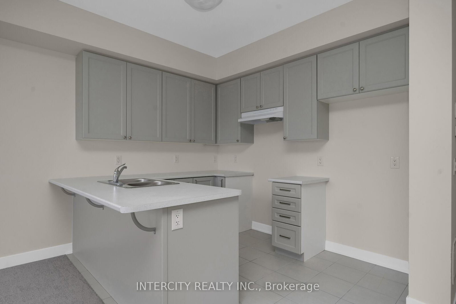 100 Walden Drive • #Blk 7 Unit 3 • Shelburne, ON photo 9