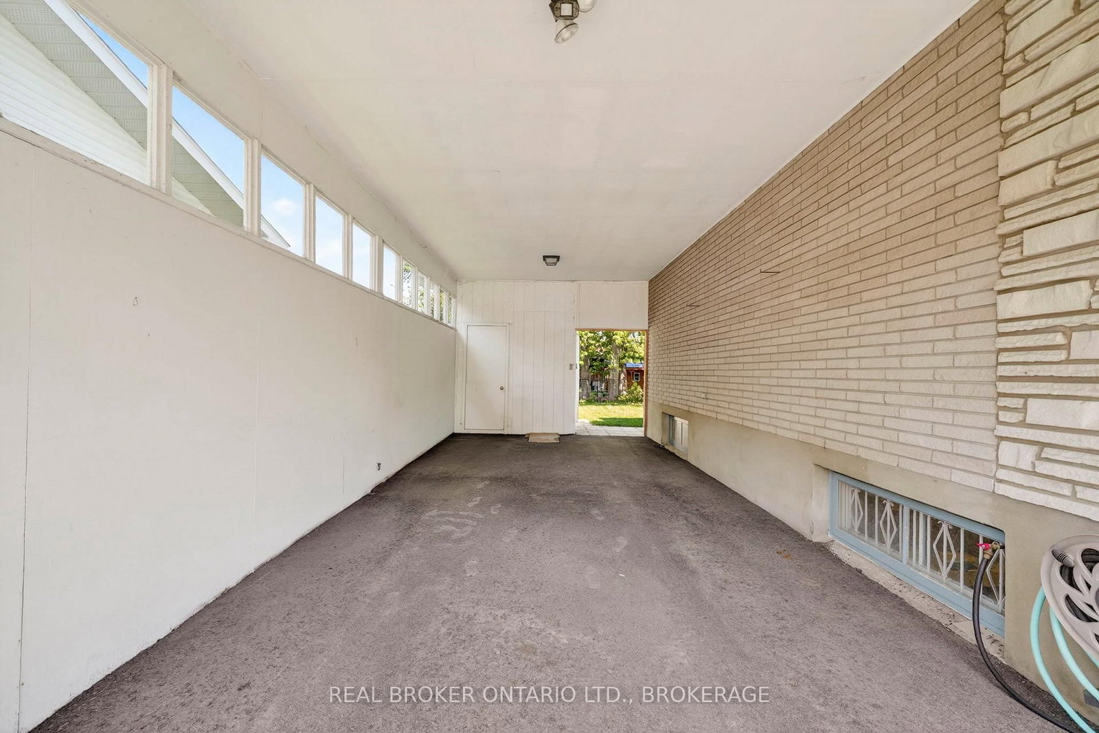 1607 Charles Street • Cornwall, ON photo 41