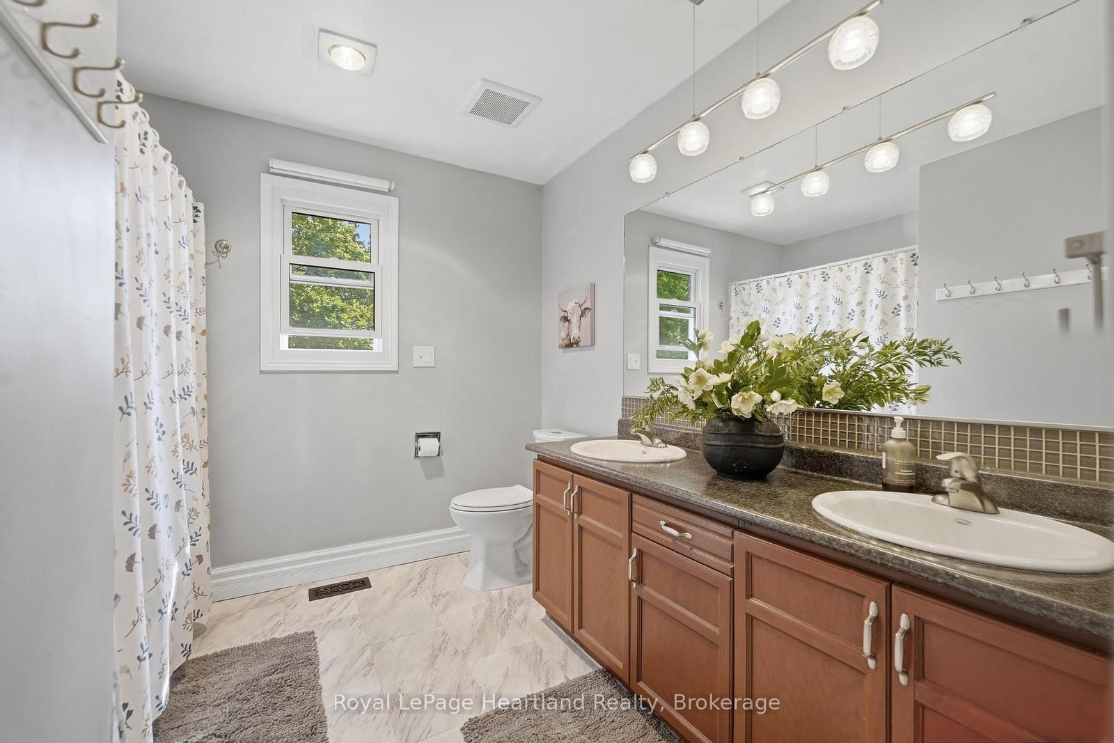 36589 DUNLOP Drive • Ashfield-Colborne-Wawanosh, ON photo 15