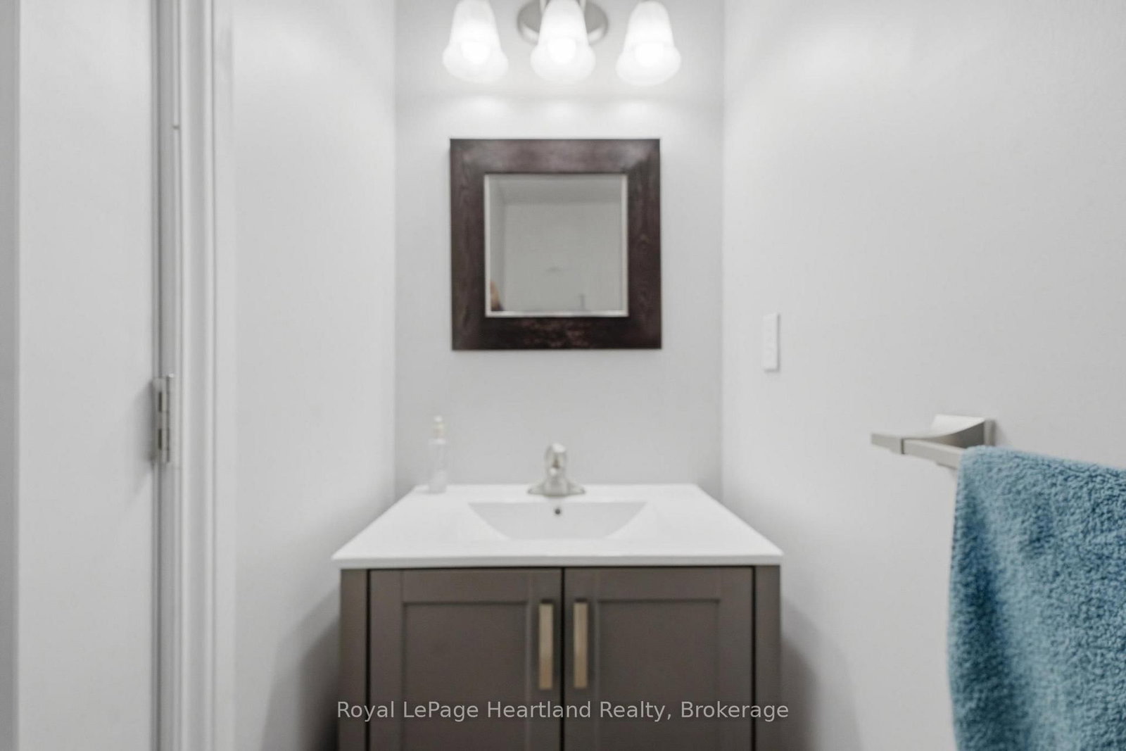 36589 DUNLOP Drive • Ashfield-Colborne-Wawanosh, ON photo 30