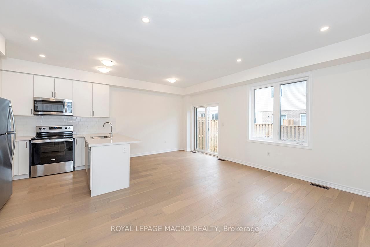 15 Linden Park Lane • Hamilton, ON photo 12