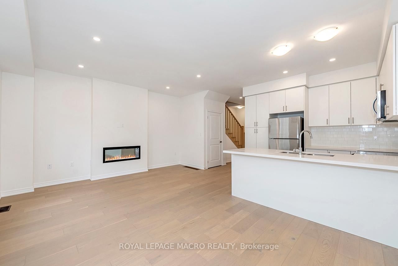 15 Linden Park Lane • Hamilton, ON photo 16