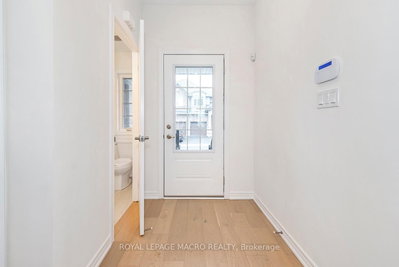 15 Linden Park Lane • Hamilton, ON photo 3