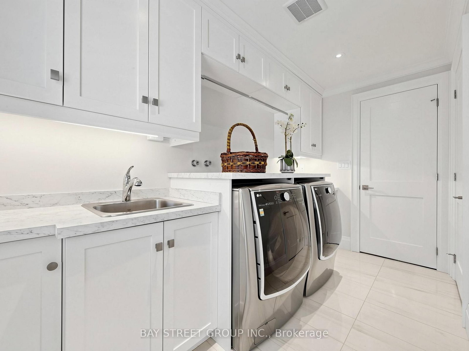 315 Wilson Street W • Hamilton, ON photo 30