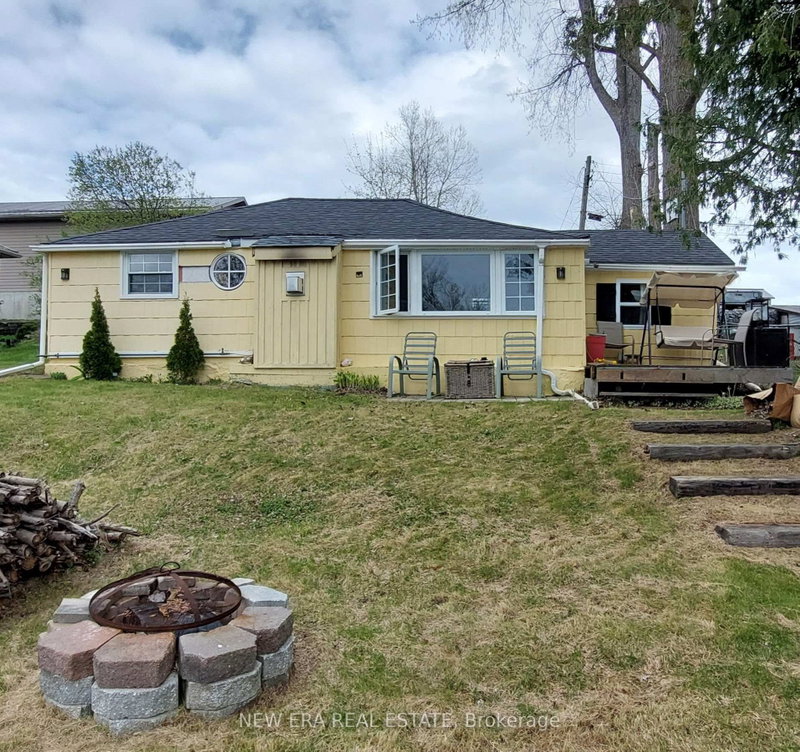 16 Pines Lane