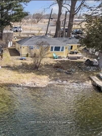 16 Pines Lane