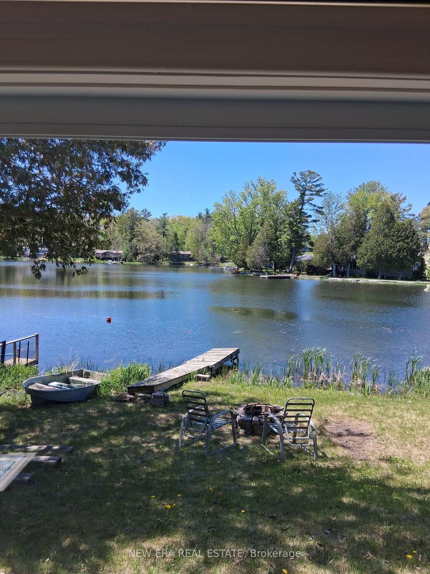 16 Pines Lane