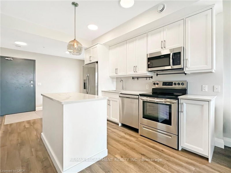 316 - 64 Main Street N
