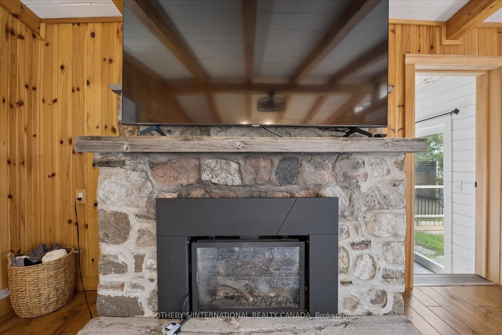1030 Cobble Rose Lane • Minden Hills, ON photo 15