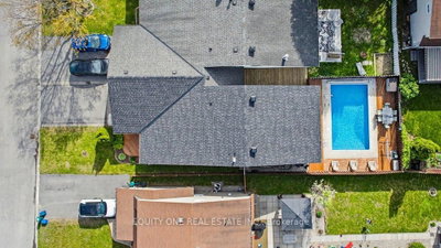 1112 Burgundy Lane — photo 3