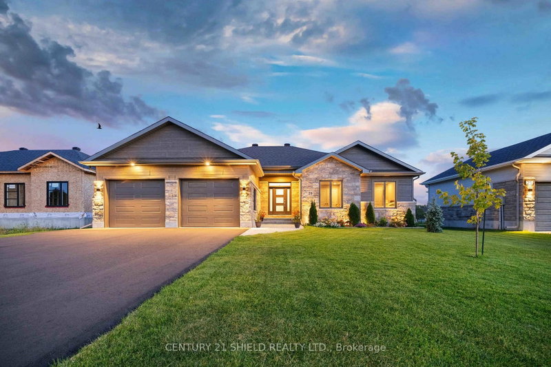 29 Whitetail Avenue