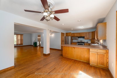 105 Maple Grove Lane • Georgian Bluffs, ON photo 9