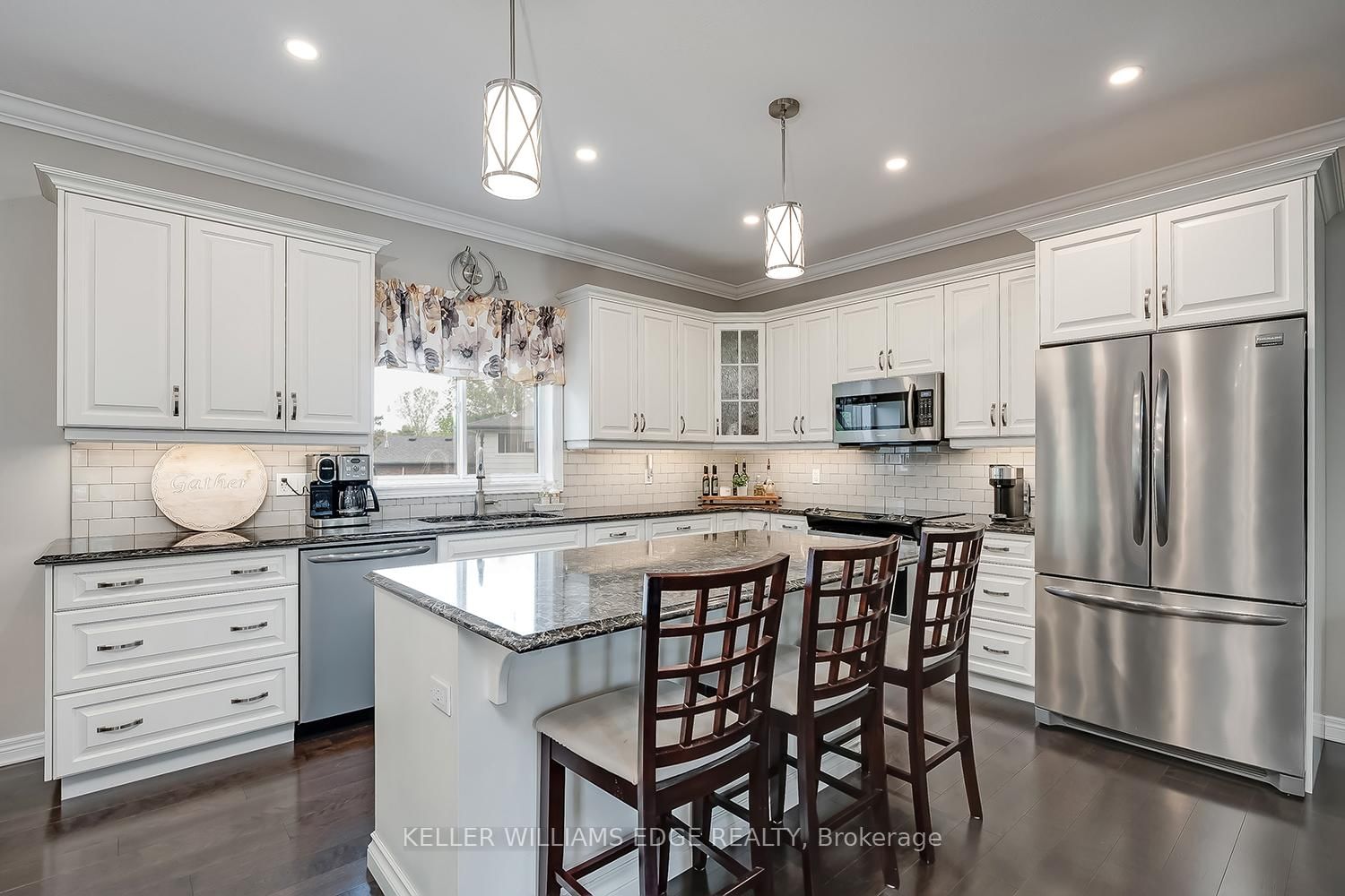 49 Postma Drive • Haldimand, ON photo 3
