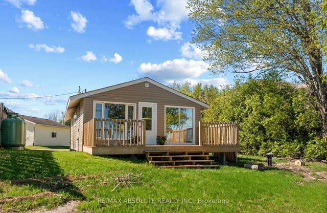 33 B Oakdale Lane