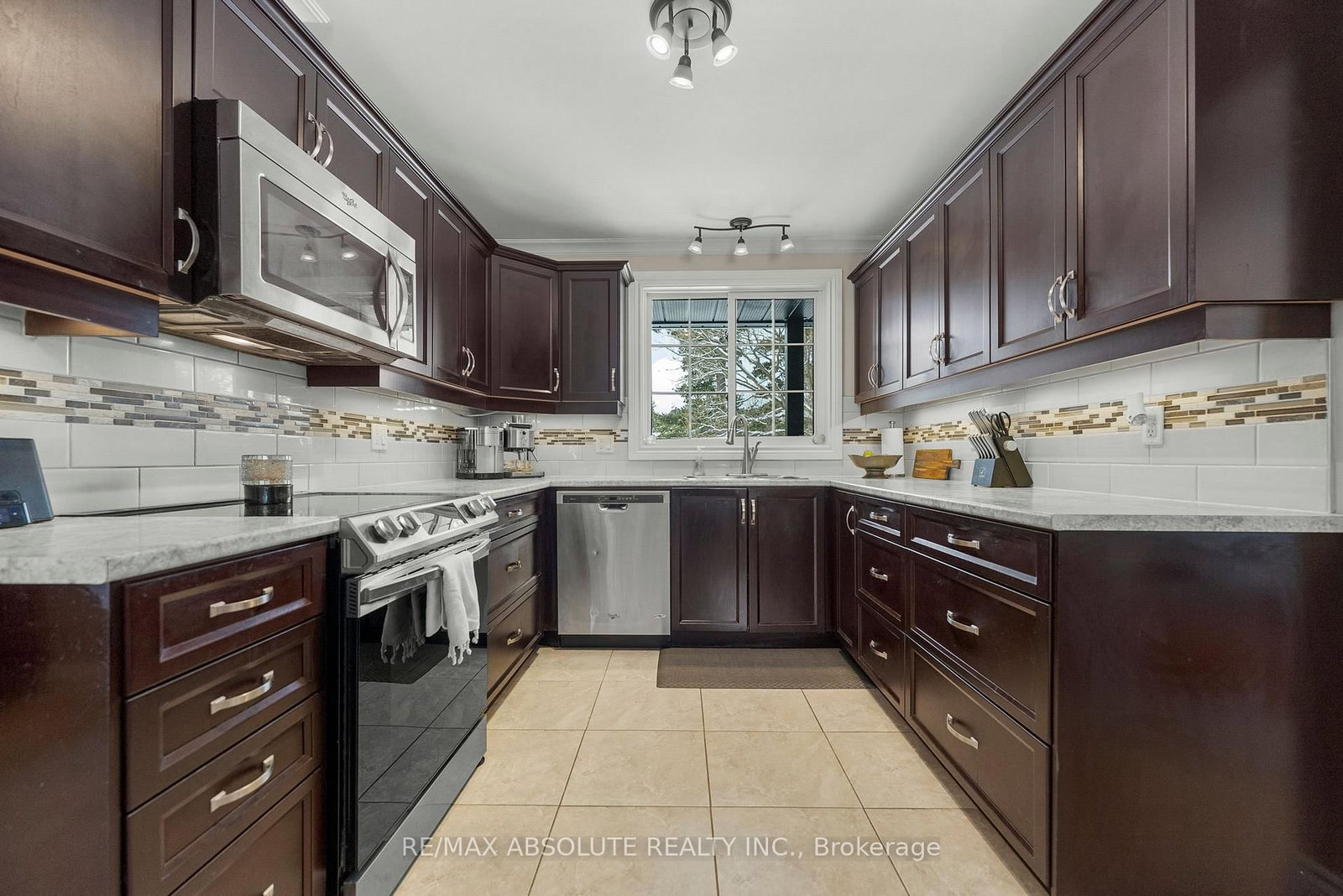 131 Burns Drive • Braeside, ON photo 13